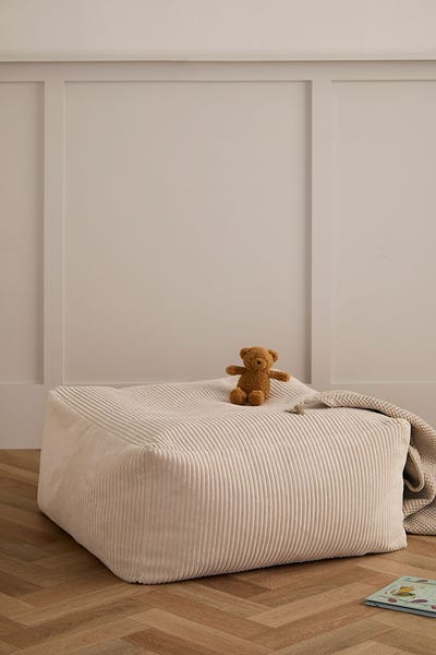 Sittpuff naturvit